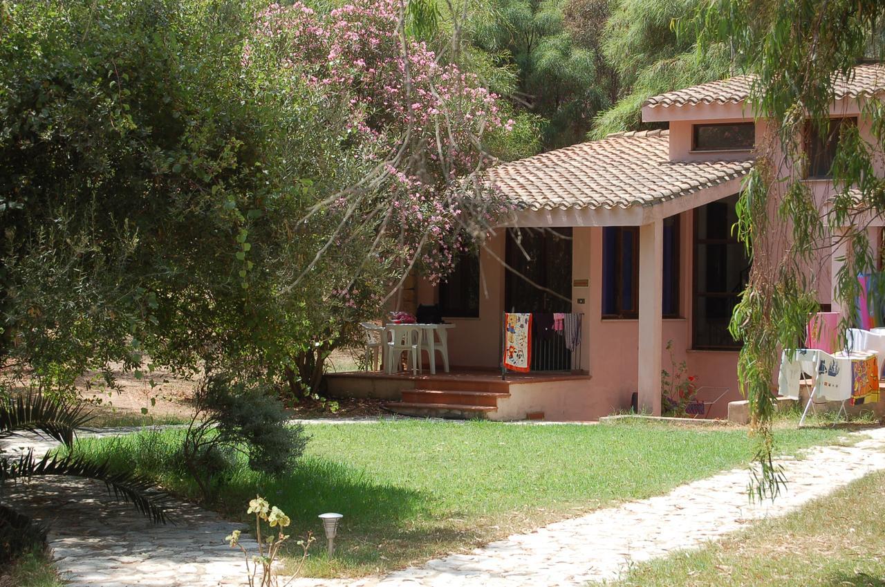 Principessa De Navarra Santa Maria Navarrese Exterior foto